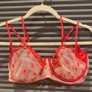 SOLD THROUGH MERCARI